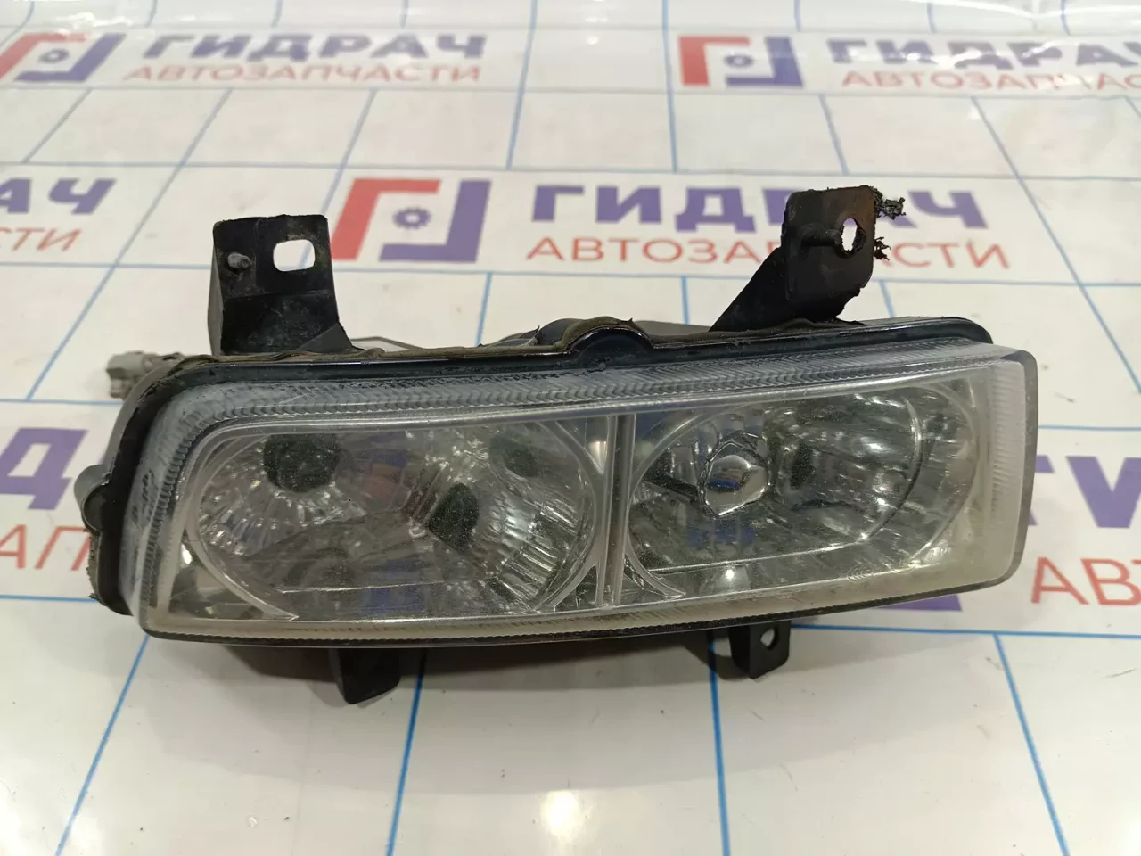 Фара противотуманная передняя правая Geely Emgrand EC7 1067001221